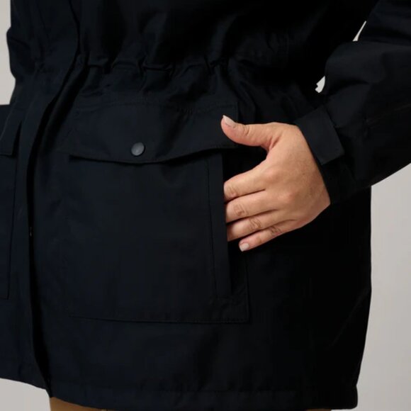 Astrid Wild Scandinavian Outdoor Emma Shell Jacket in Black - Picture 5 of 13
